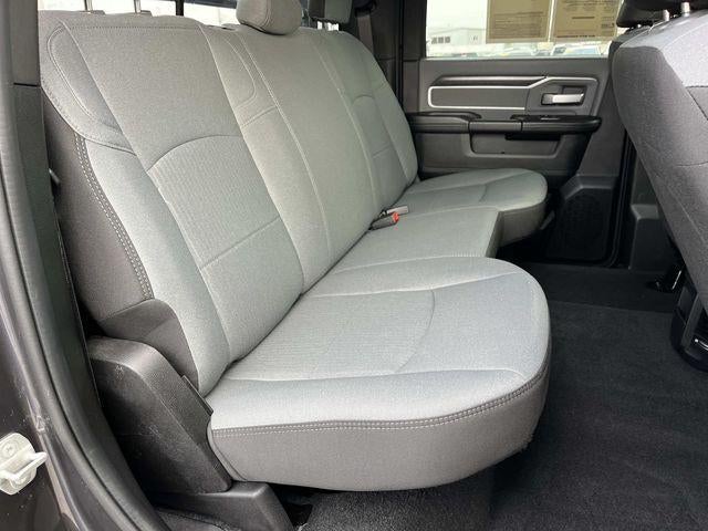 2023 RAM 4500 Chassis Cab SLT 4x4 Crew Cab 60" CA 173.4" WB