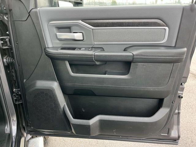 2023 RAM 4500 Chassis Cab SLT 4x4 Crew Cab 60" CA 173.4" WB