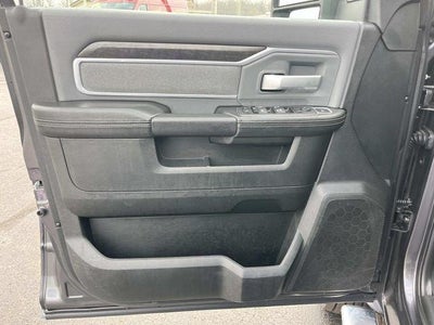 2023 RAM 4500 Chassis Cab SLT 4x4 Crew Cab 60" CA 173.4" WB