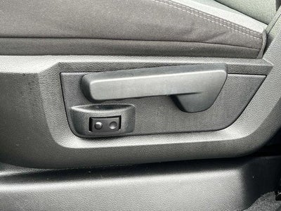 2023 RAM 4500 Chassis Cab SLT 4x4 Crew Cab 60" CA 173.4" WB