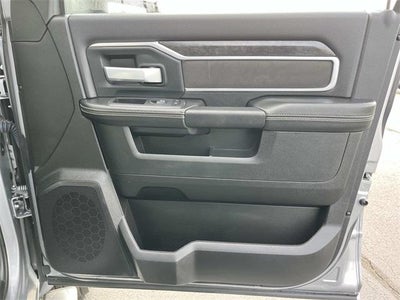 2024 RAM 4500 Chassis Cab SLT 4x4 Crew Cab 60" CA 173.4" WB