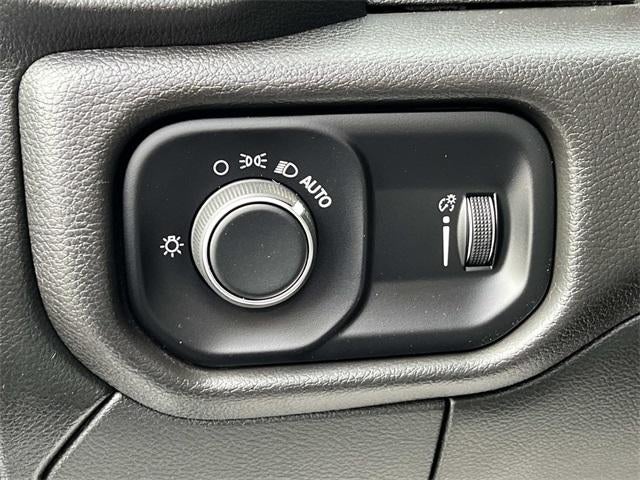 2024 RAM 4500 Chassis Cab SLT 4x4 Crew Cab 60" CA 173.4" WB