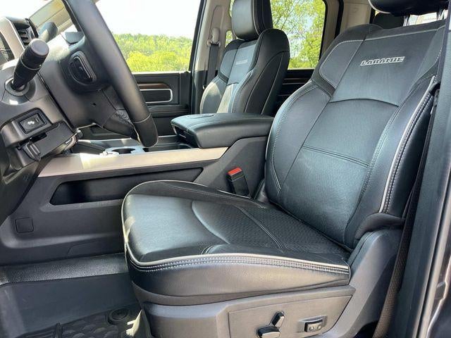 2024 RAM 4500 Chassis Cab Laramie 4x4 Crew Cab 60" CA 173.4" WB