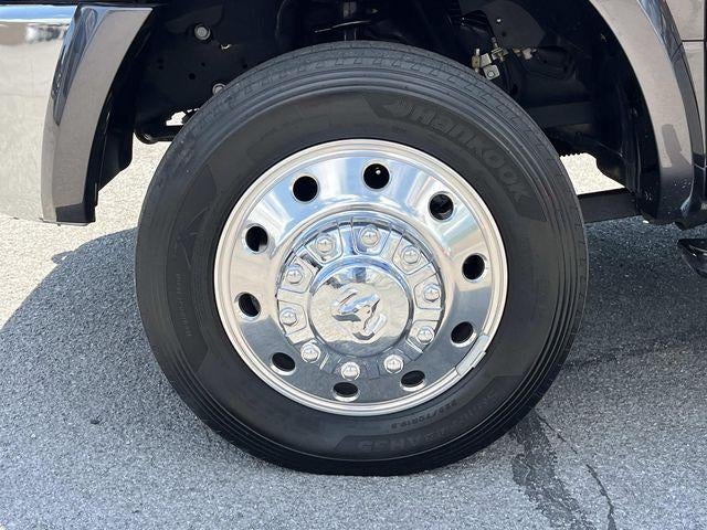 2024 RAM 4500 Chassis Cab Laramie 4x4 Crew Cab 60" CA 173.4" WB