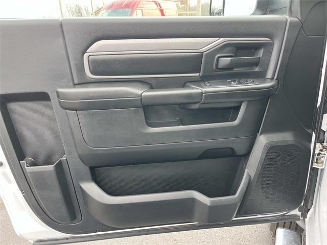 2021 RAM 5500 Chassis Cab Tradesman 4x4 Reg Cab 60" CA 144.5" WB