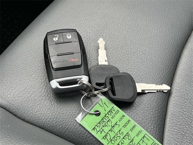 2021 RAM 5500 Chassis Cab Tradesman 4x4 Reg Cab 60" CA 144.5" WB