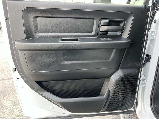 2024 RAM 5500 Chassis Cab Tradesman 4x4 Crew Cab 60" CA 173.4" WB