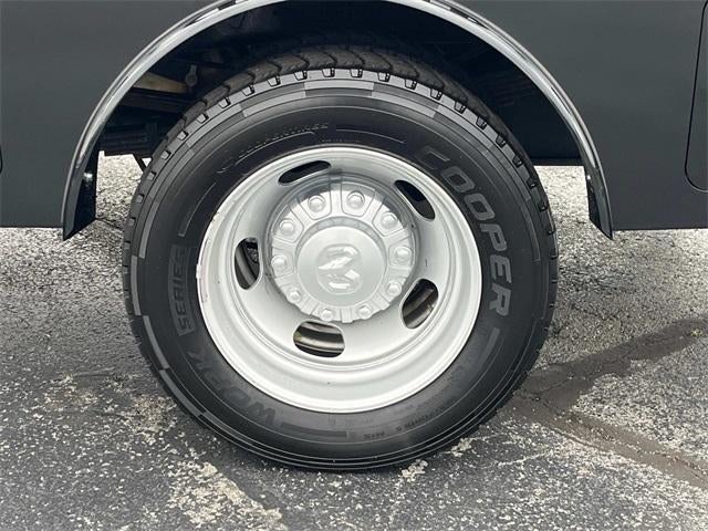 2024 RAM 5500 Chassis Cab Tradesman 4x4 Crew Cab 60" CA 173.4" WB