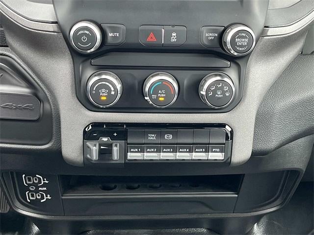 2024 RAM 5500 Chassis Cab Tradesman 4x4 Crew Cab 60" CA 173.4" WB