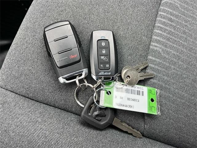 2024 RAM 5500 Chassis Cab Tradesman 4x4 Crew Cab 60" CA 173.4" WB