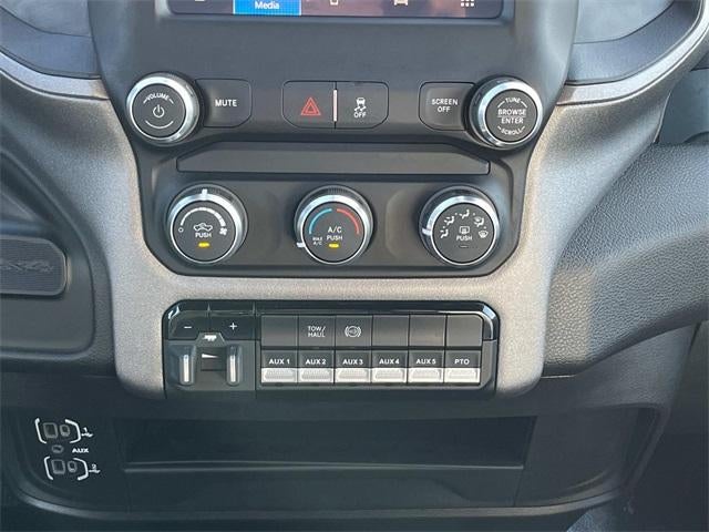 2024 RAM 5500 Chassis Cab Tradesman 4x4 Crew Cab 60" CA 173.4" WB