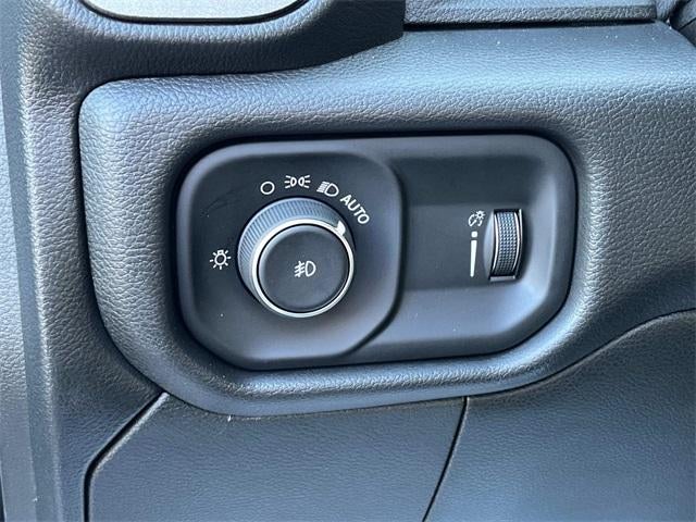 2024 RAM 5500 Chassis Cab Tradesman 4x4 Crew Cab 60" CA 173.4" WB