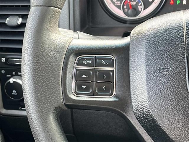 2018 RAM 3500 Chassis Cab Tradesman 4WD Crew Cab 60" CA 172.4" WB