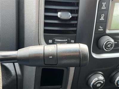 2018 RAM 3500 Chassis Cab Tradesman 4WD Crew Cab 60" CA 172.4" WB