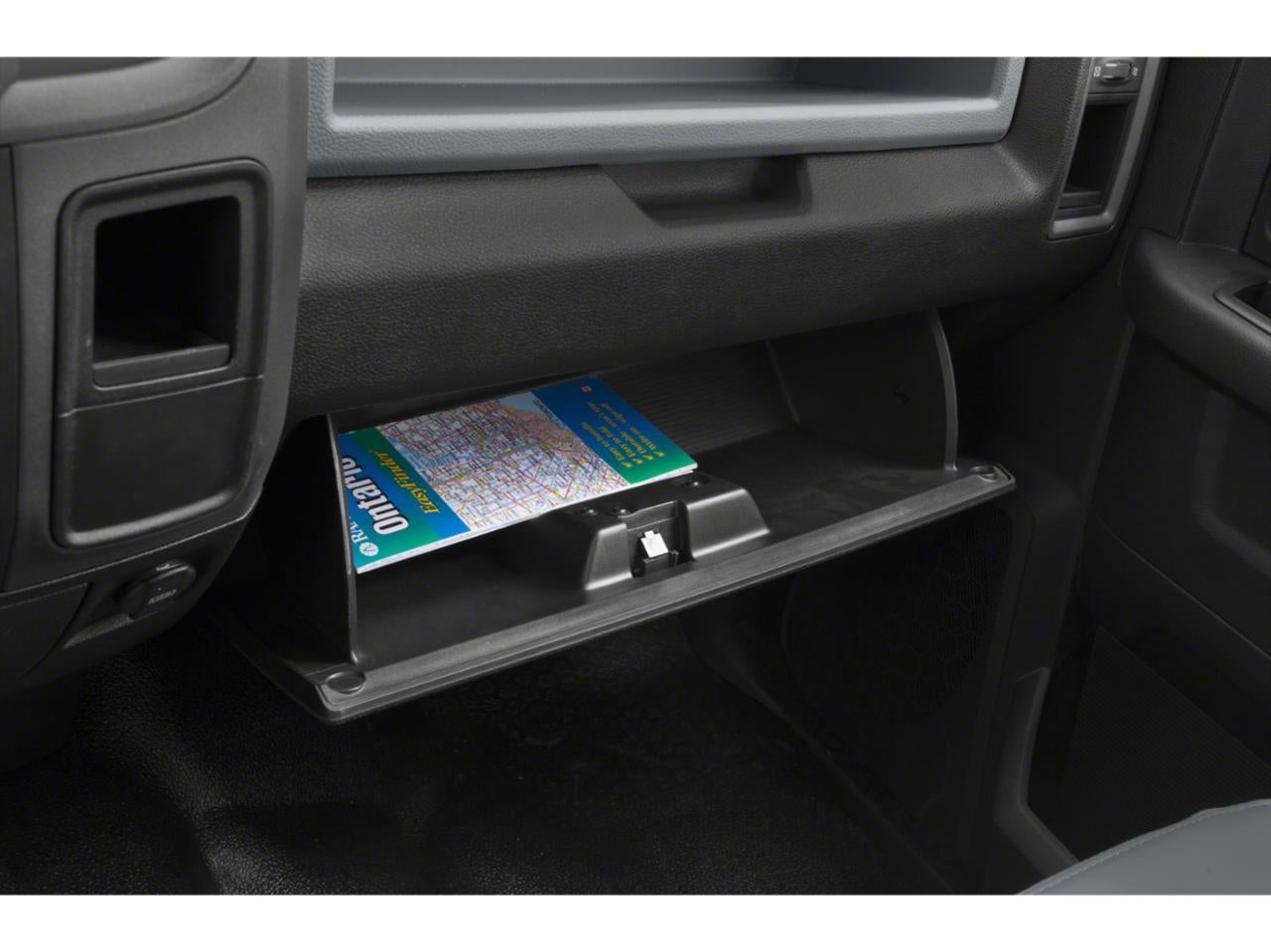 2018 RAM 3500 Chassis Cab Tradesman 4WD Crew Cab 60" CA 172.4" WB