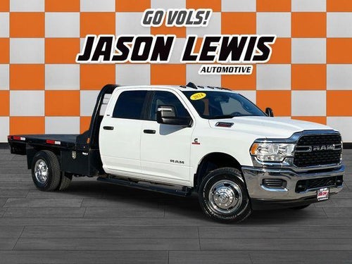 2024 RAM 3500 Chassis Cab SLT 4WD Crew Cab 60" CA 172.4" WB