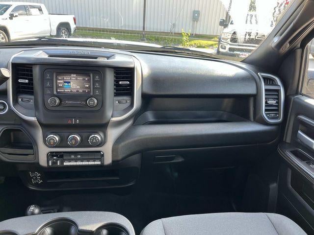 2024 RAM 3500 Chassis Cab SLT 4WD Crew Cab 60" CA 172.4" WB
