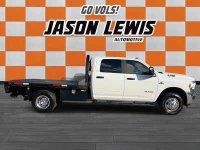 2024 RAM 3500 Chassis Cab SLT 4WD Crew Cab 60" CA 172.4" WB