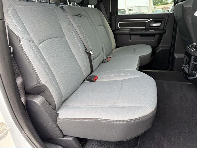 2024 RAM 3500 Chassis Cab SLT 4WD Crew Cab 60" CA 172.4" WB