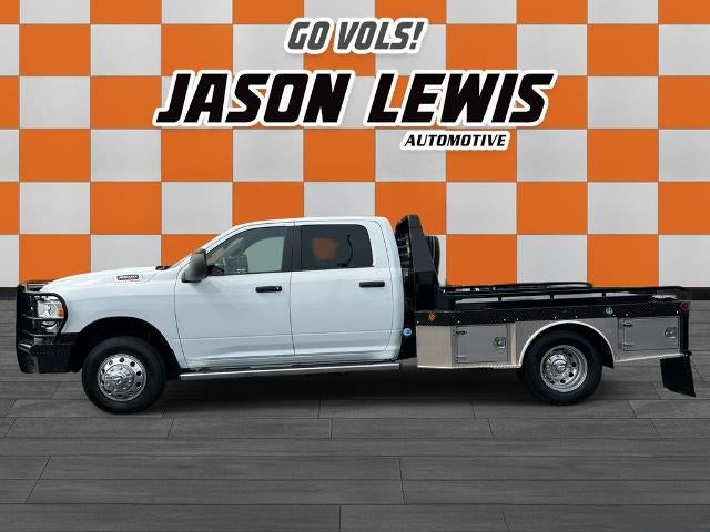 2024 RAM 3500 Chassis Cab SLT 4WD Crew Cab 60" CA 172.4" WB