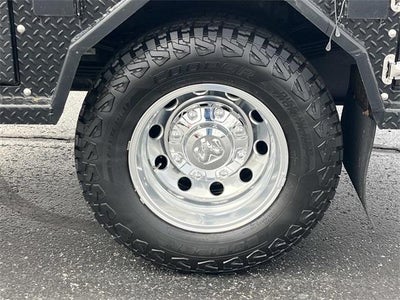 2024 RAM 3500 Chassis Cab Laramie 4WD Crew Cab 60" CA 172.4" WB