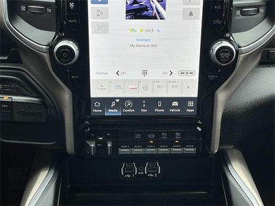 2024 RAM 3500 Chassis Cab Laramie 4WD Crew Cab 60" CA 172.4" WB