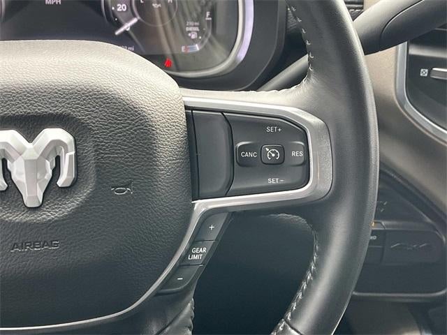 2024 RAM 3500 Chassis Cab Laramie 4WD Crew Cab 60" CA 172.4" WB