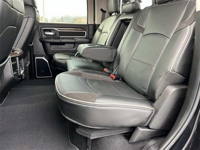 2024 RAM 3500 Chassis Cab Laramie 4WD Crew Cab 60" CA 172.4" WB