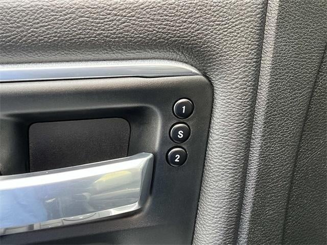 2024 RAM 3500 Chassis Cab Laramie 4WD Crew Cab 60" CA 172.4" WB