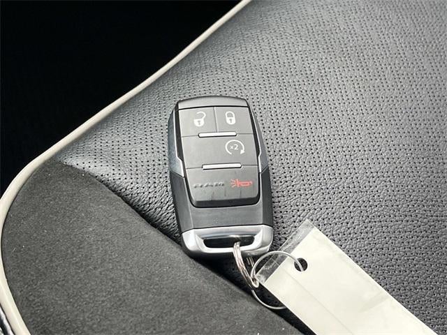 2024 RAM 3500 Chassis Cab Laramie 4WD Crew Cab 60" CA 172.4" WB