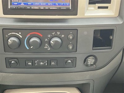 2008 Dodge Ram 2500 4WD Mega Cab 6.3 Ft Box SXT