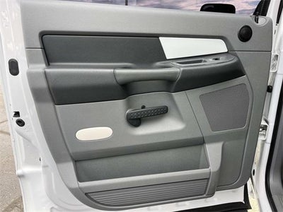 2008 Dodge Ram 2500 4WD Mega Cab 6.3 Ft Box SXT