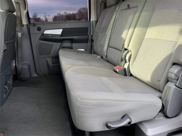 2008 Dodge Ram 2500 4WD Mega Cab 6.3 Ft Box SXT