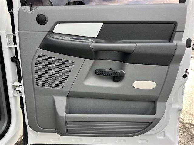 2008 Dodge Ram 2500 4WD Mega Cab 6.3 Ft Box SXT