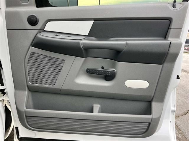 2008 Dodge Ram 2500 4WD Mega Cab 6.3 Ft Box SXT