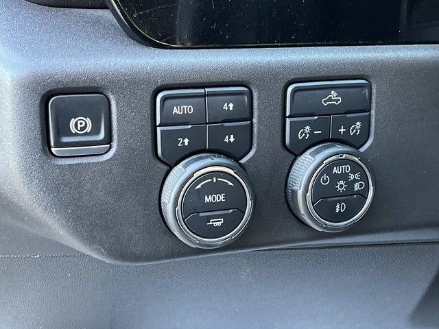 2024 Chevrolet Silverado 1500 Crew Cab Short Box 4-Wheel Drive LT Trail Boss