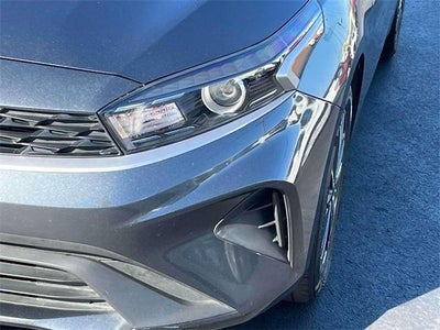 2024 Kia Forte LXS IVT