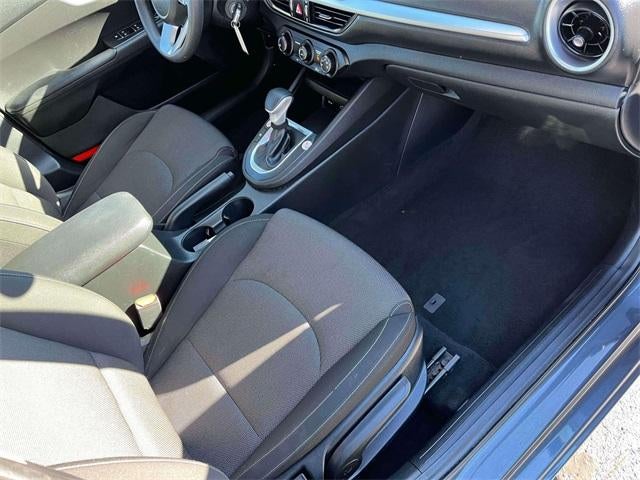 2024 Kia Forte LXS IVT