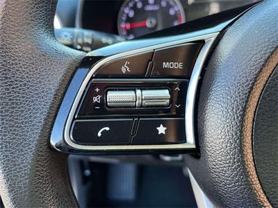 2024 Kia Forte LXS IVT