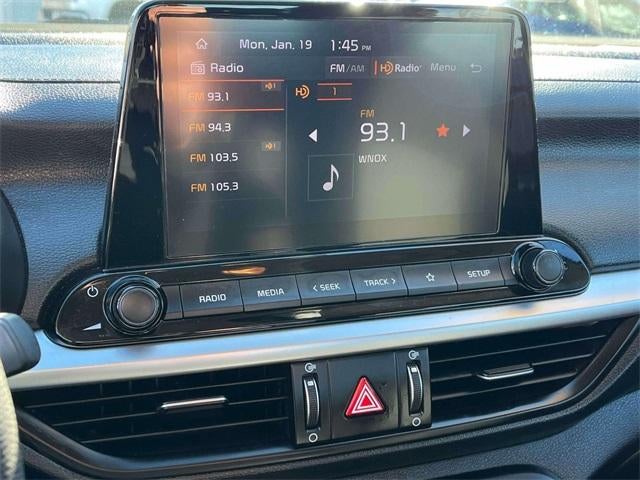 2024 Kia Forte LXS IVT