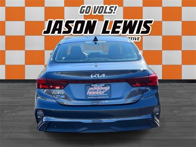 2024 Kia Forte LXS IVT