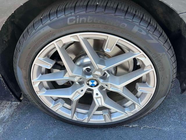 2025 BMW 330i Sedan