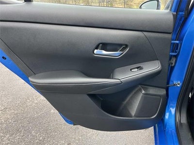 2023 Nissan Sentra SV CVT