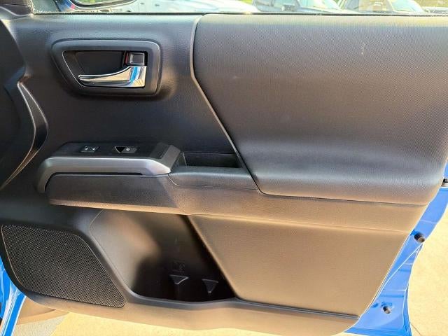 2021 Toyota Tacoma 4WD 4WD TRD Sport Double Cab 5' Bed V6 AT (Natl)