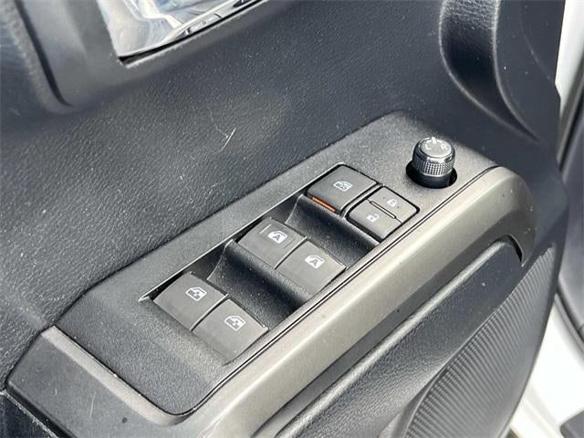 2019 Toyota Tacoma 4WD 4WD TRD Sport Double Cab 5' Bed V6 MT (Natl)