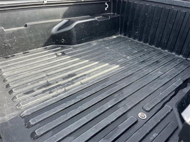 2019 Toyota Tacoma 4WD 4WD TRD Sport Double Cab 5' Bed V6 MT (Natl)