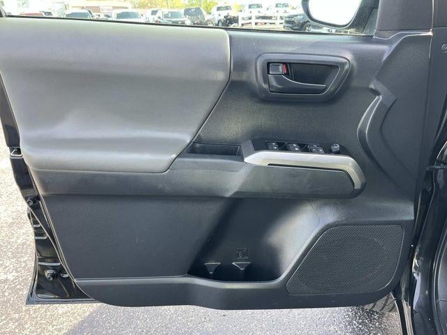 2023 Toyota Tacoma 4WD 4WD SR5 Double Cab 5' Bed V6 AT (GS)