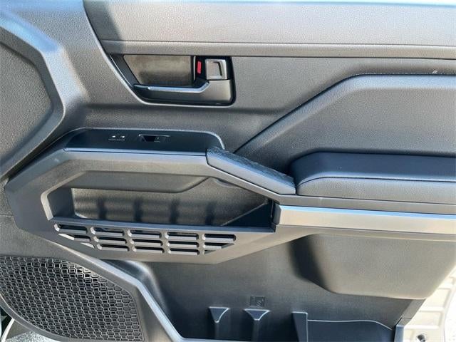 2024 Toyota Tacoma 4WD 4WD SR5 Double Cab 5' Bed AT (GS)