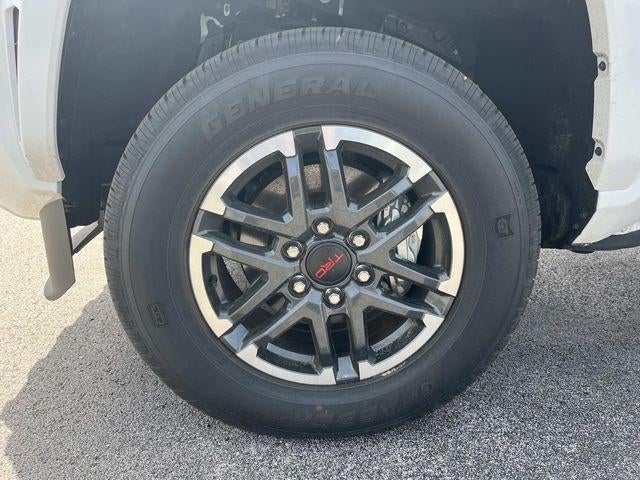 2025 Toyota Tacoma 4WD 4WD TRD Sport Double Cab 5' Bed AT (Natl)