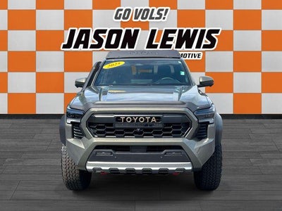 2025 Toyota Tacoma 4WD 4WD Trailhunter Hybrid Double Cab 5' Bed AT (Natl)